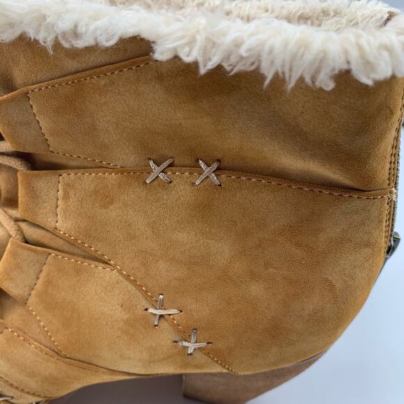 Not Rated Faux Fur Lined and Suede Brown Lace Front Zip Heel Boots Sz 8 - Picture 8 of 15